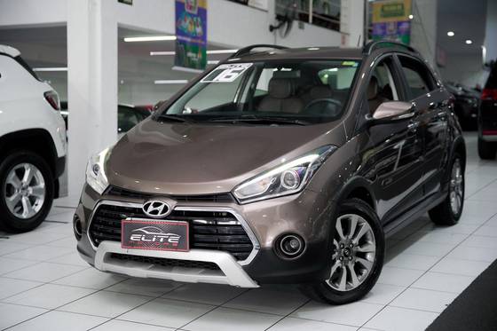 HYUNDAI HB20X 1.6 16V PREMIUM FLEX 4P AUTOMÁTICO HYUNDAI HB20X 1.6 16V PREMIUM FLEX 4P AUTOMÁTICO